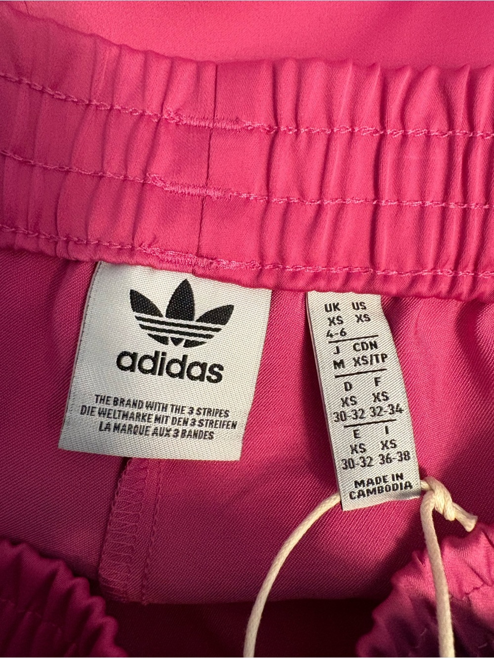 NWT Women’s adidas 3A Sprinter Pink Retro 3-Stripe Running Shorts XS $40 - Picture 6 of 8